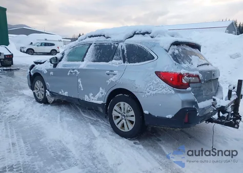 2018 Subaru Outback 2.5I Premium z USA, uszkodzony, nr VIN 4S4BSACCXJ3301708
